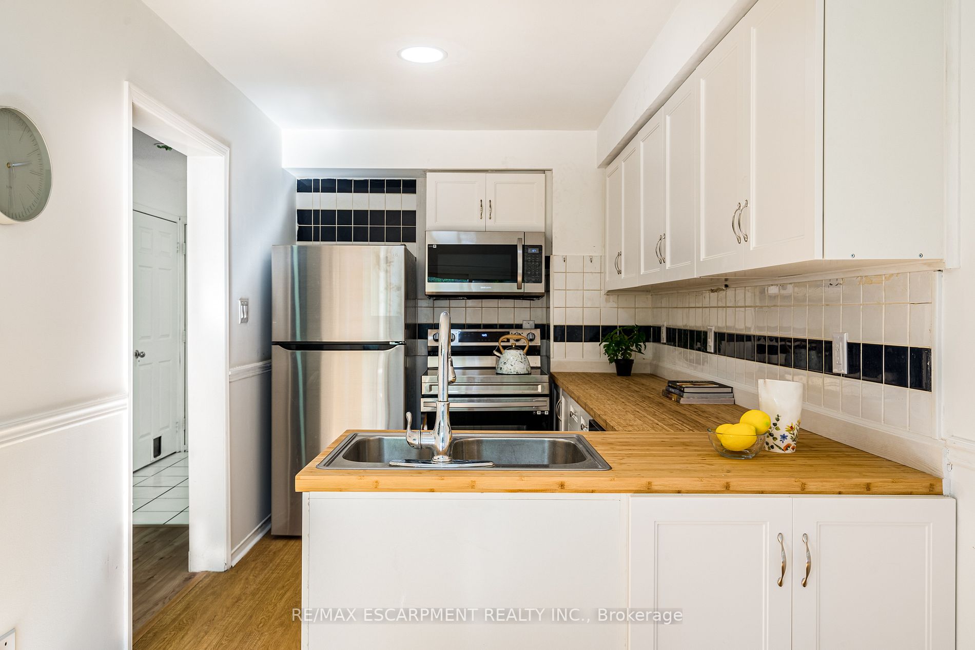 2 Huntingwood Ave, #24