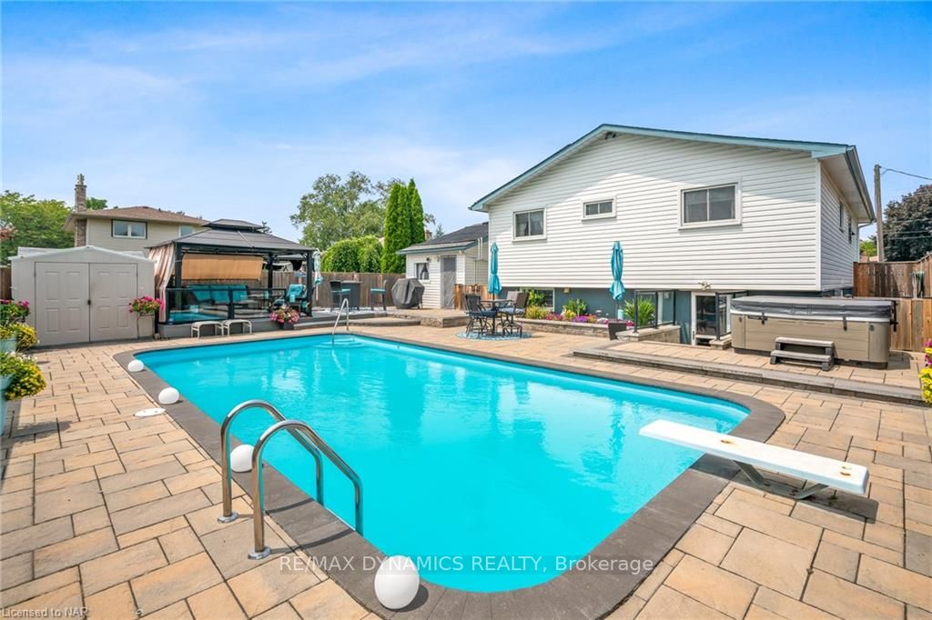 306 Lakeshore Rd