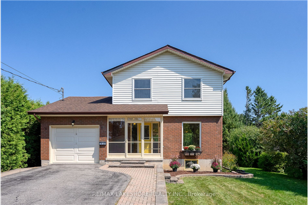 42 Coverdale Ave, Cobourg
