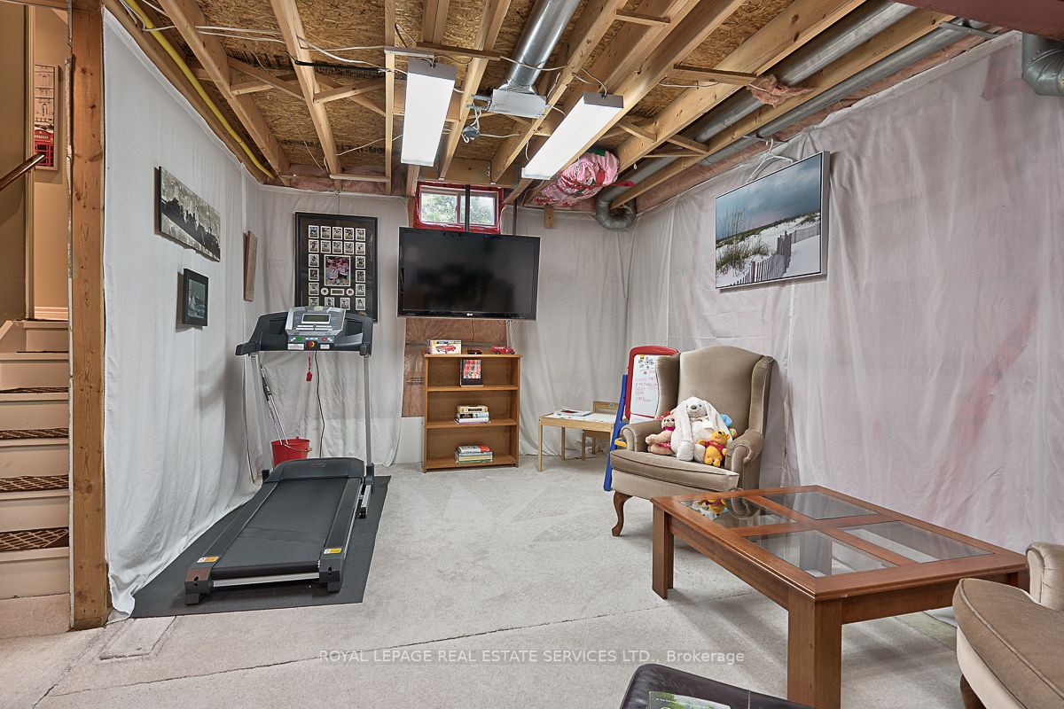 253 Fall Fair Way