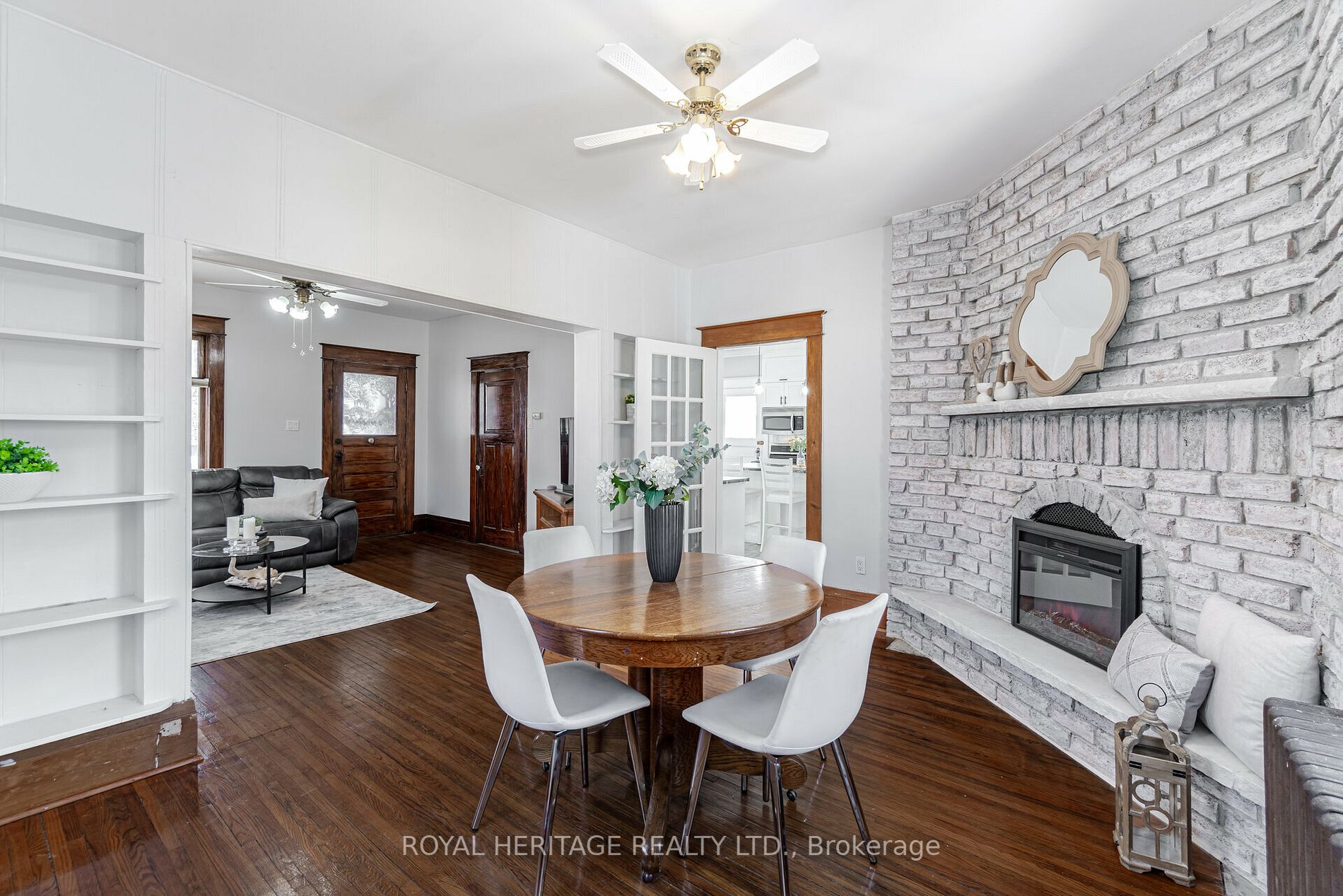 414 Main Street E
