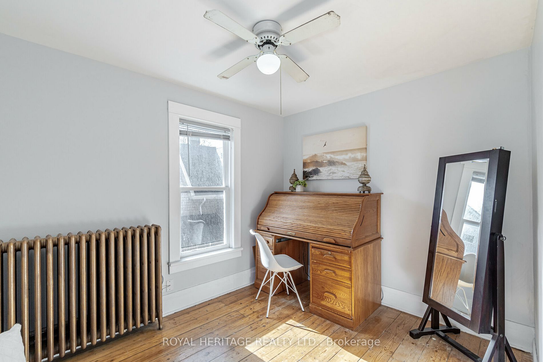 414 Main Street E