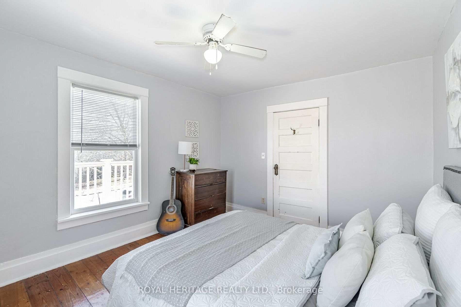 414 Main Street E