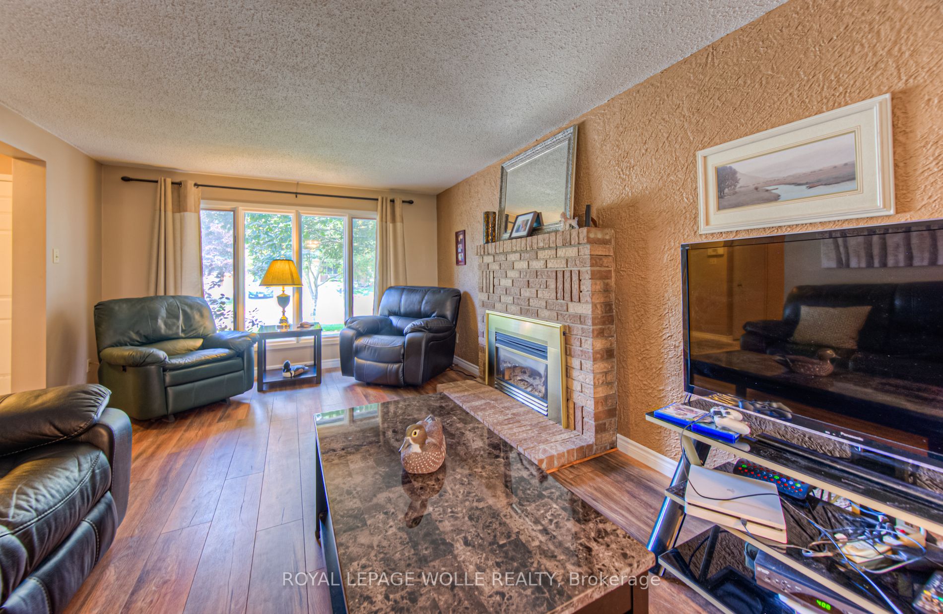 106 Millwood Crescent