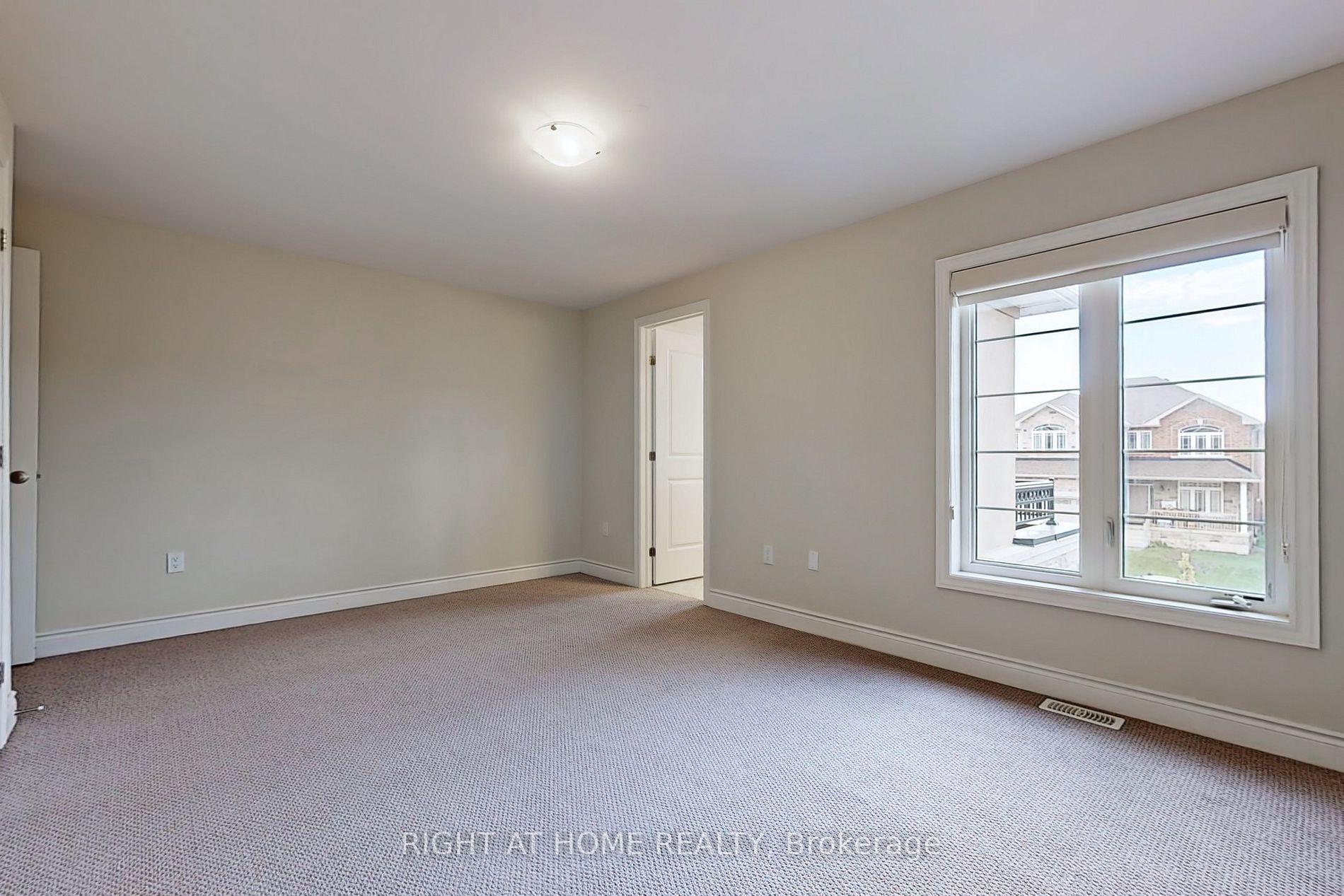 26 Robertson Rd