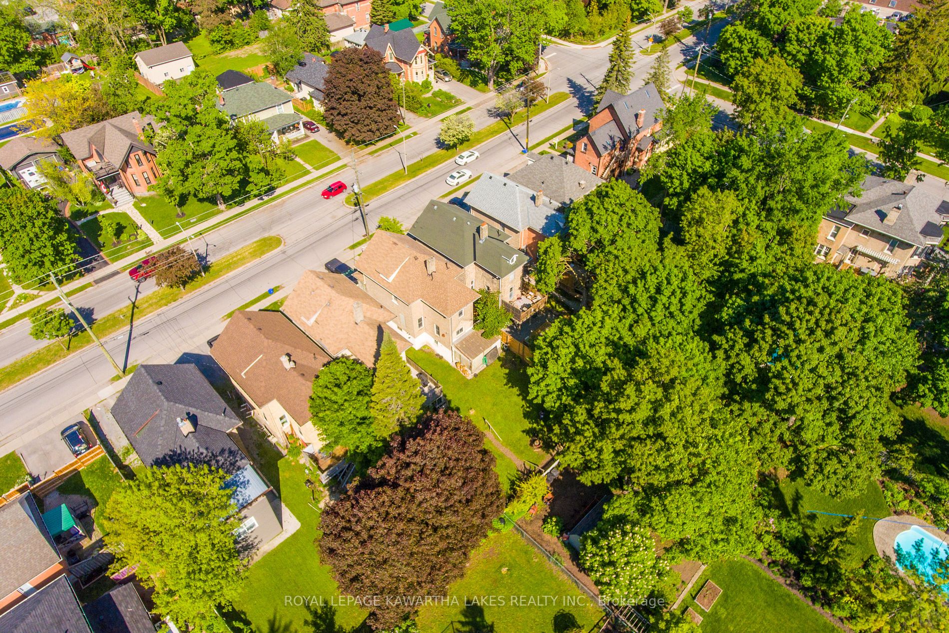 36 Victoria Avenue N
