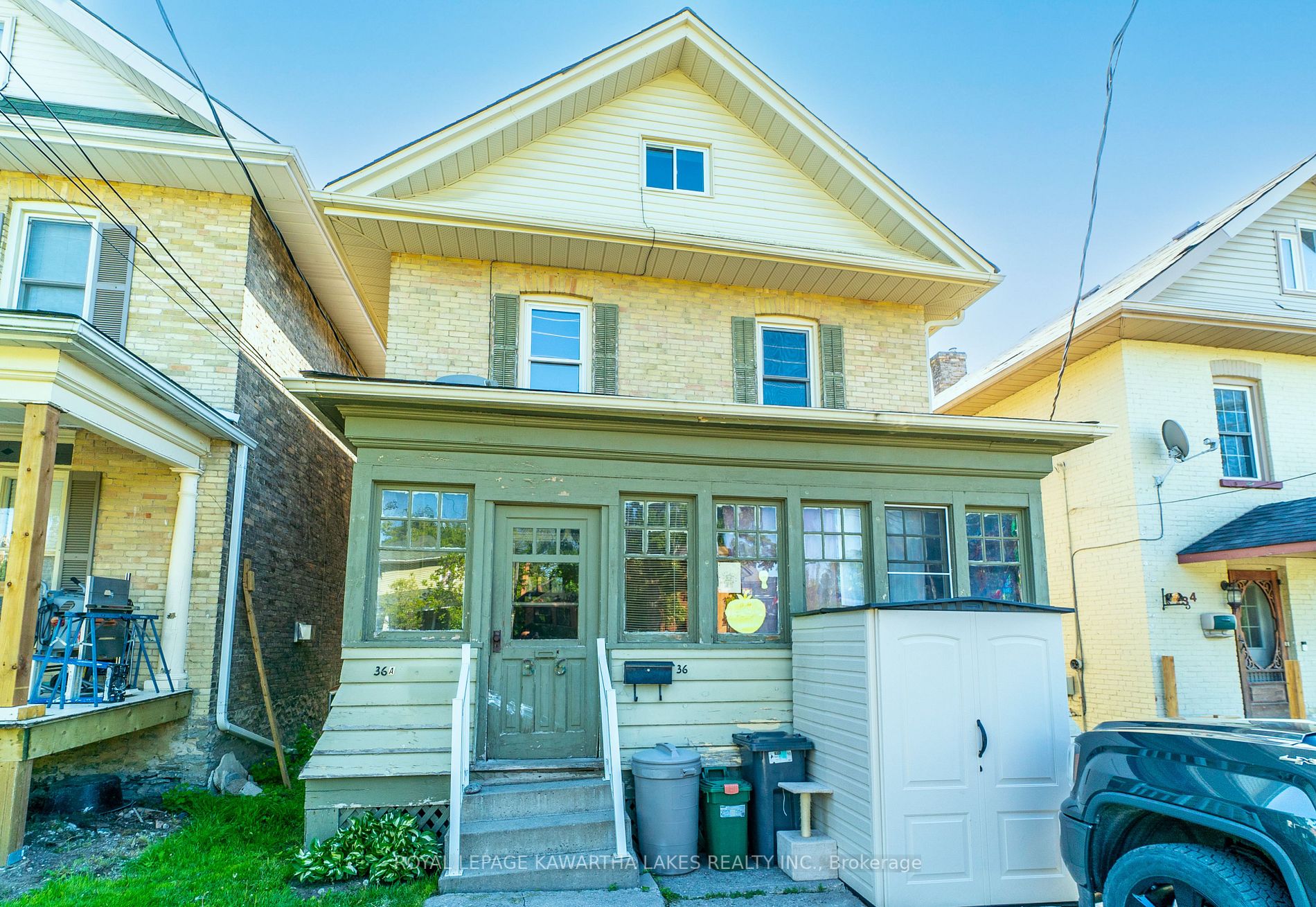 36 Victoria Ave N