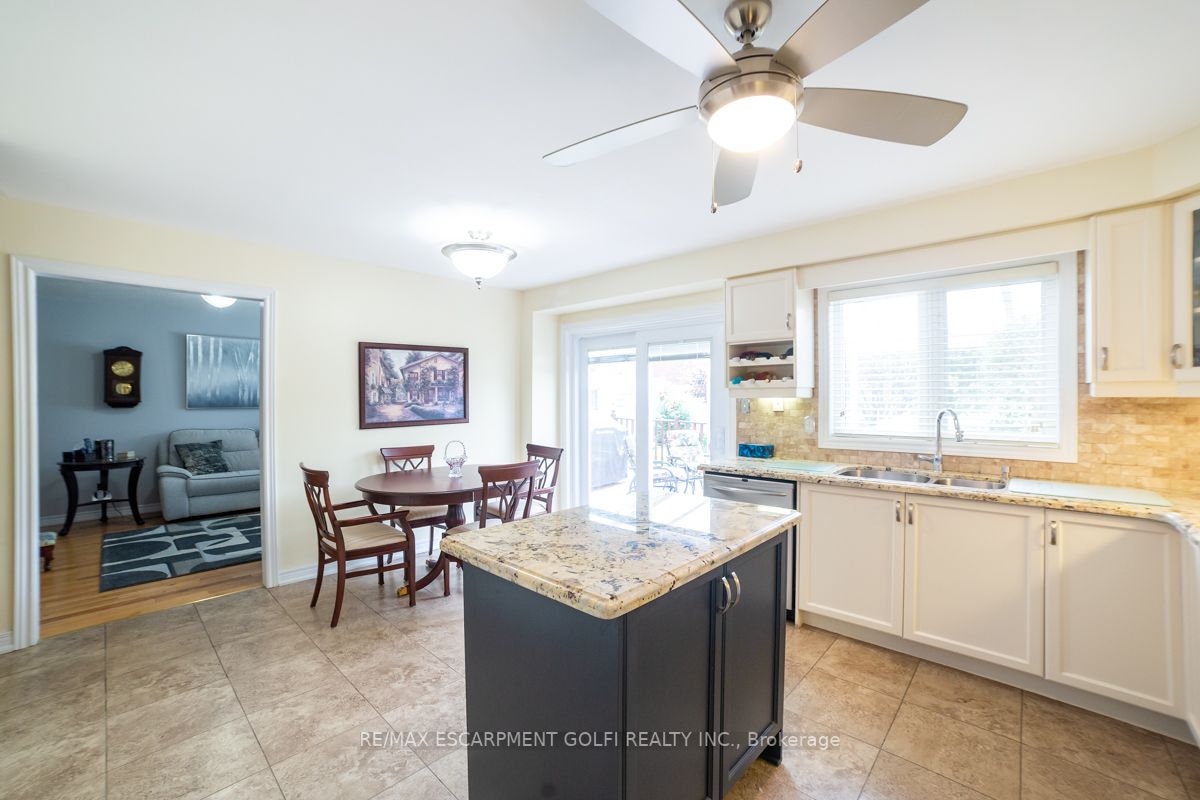 90 Udell Way