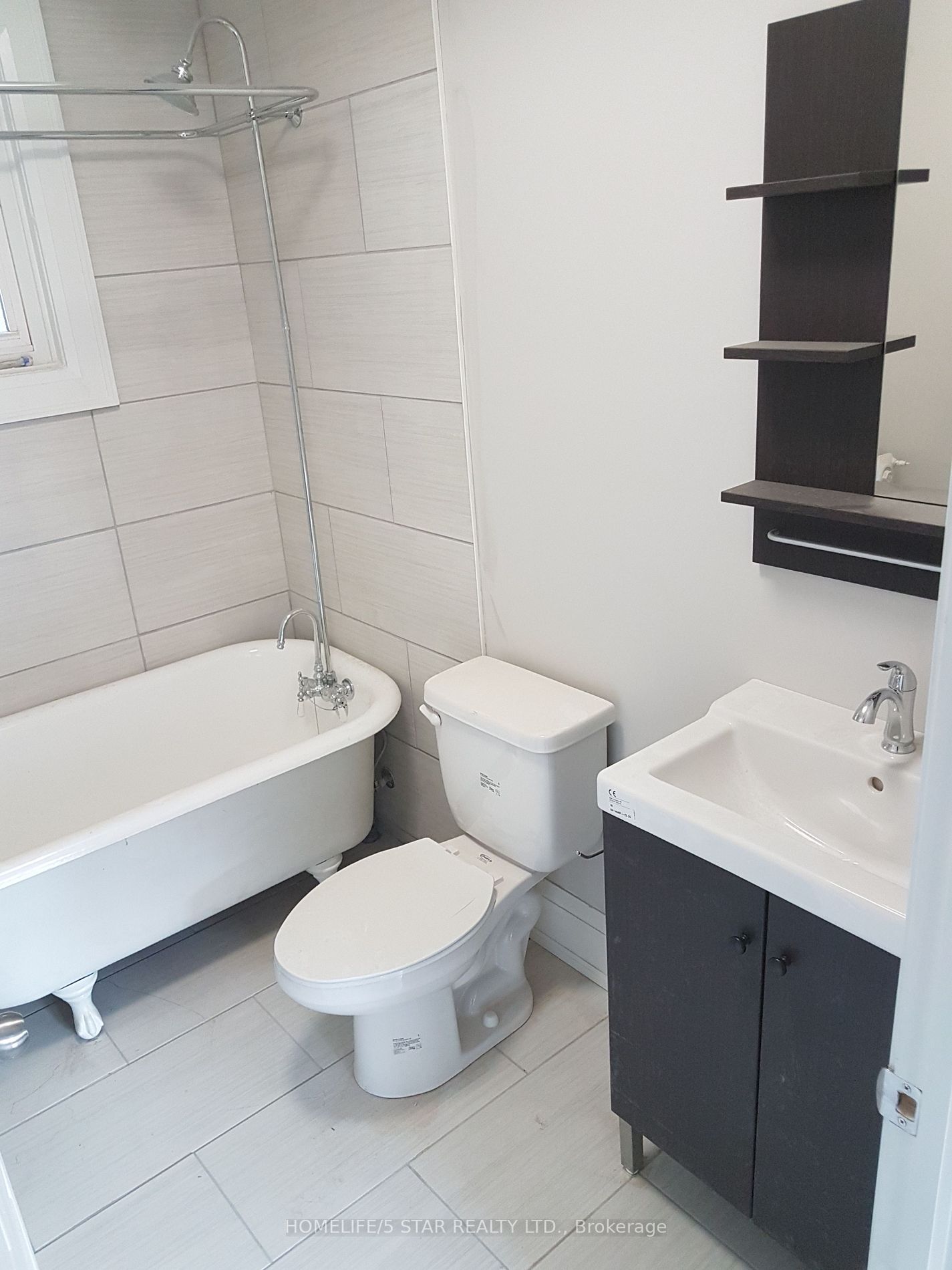 7 Connaught Avenue S, #3