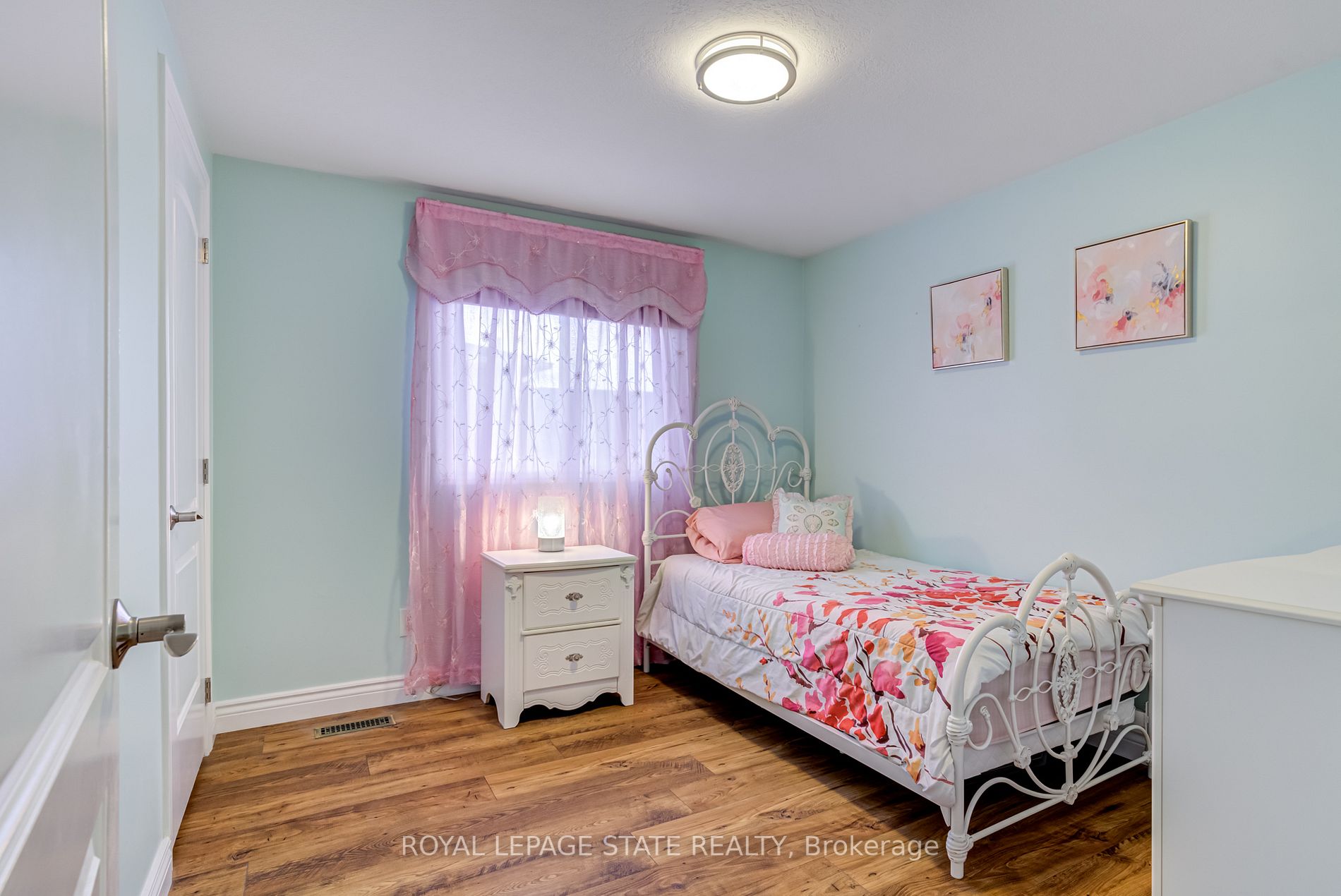 12 Gatestone Dr