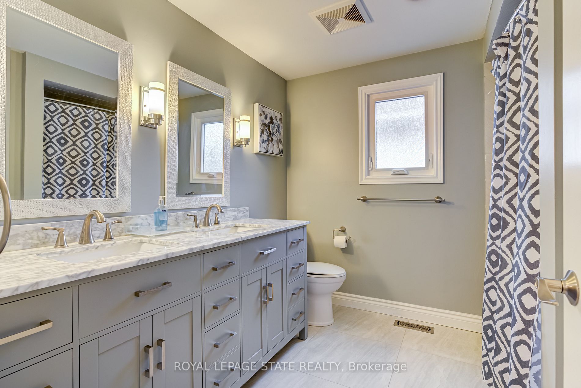 12 Gatestone Dr