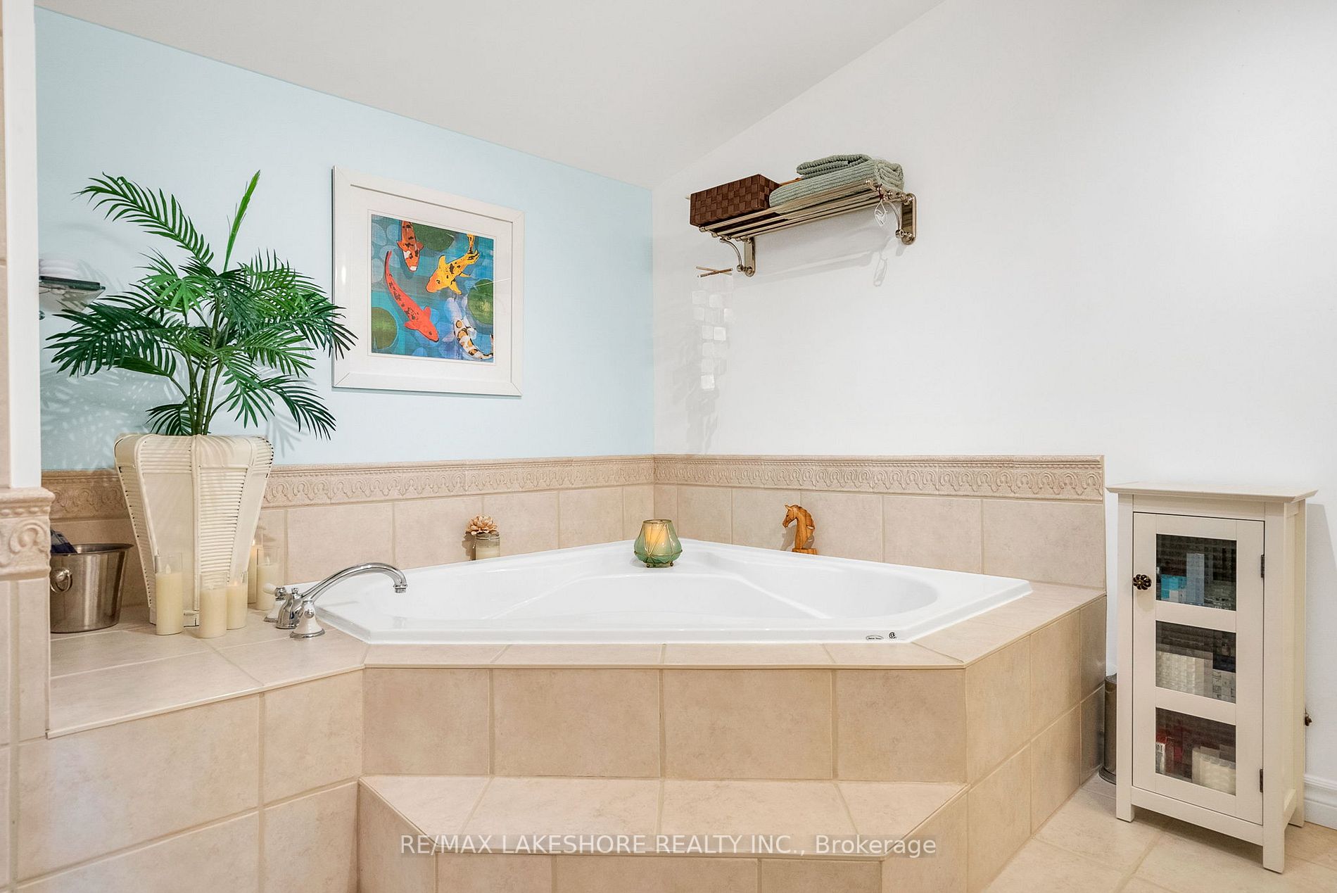 19-21 King St, #301