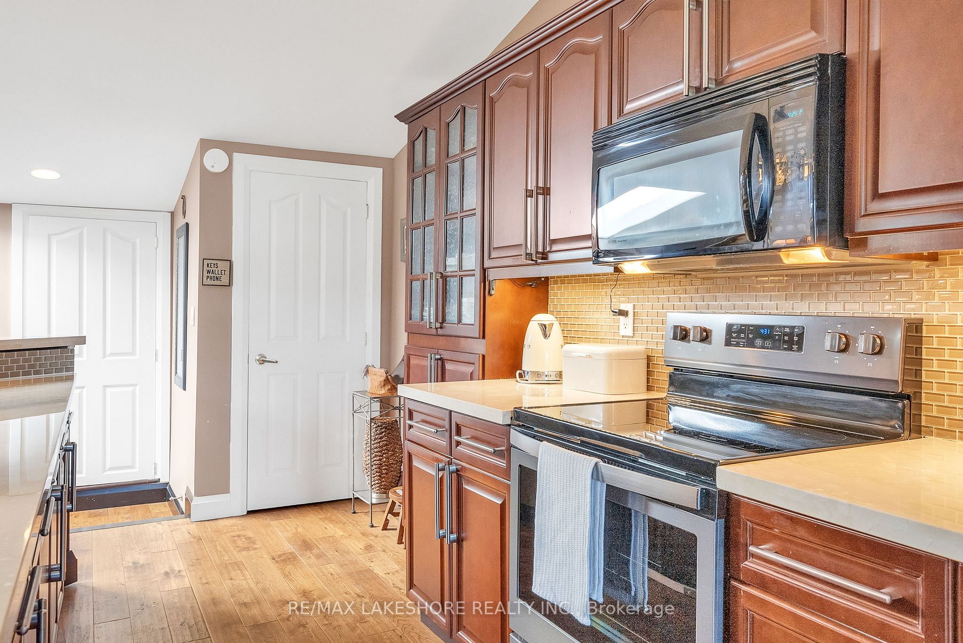 19-21 King St, #301