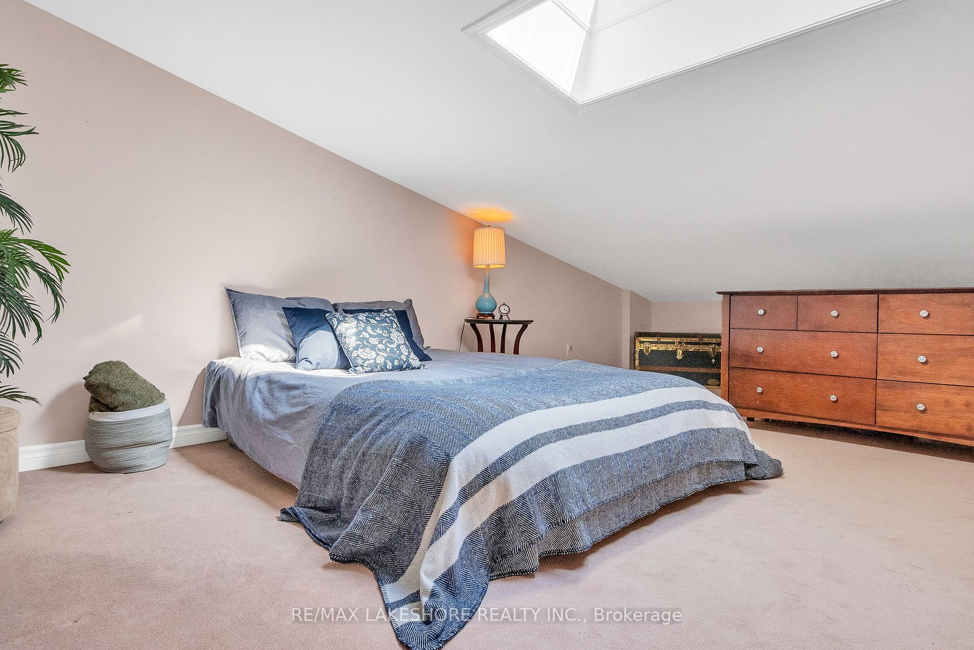 19-21 King St, #301