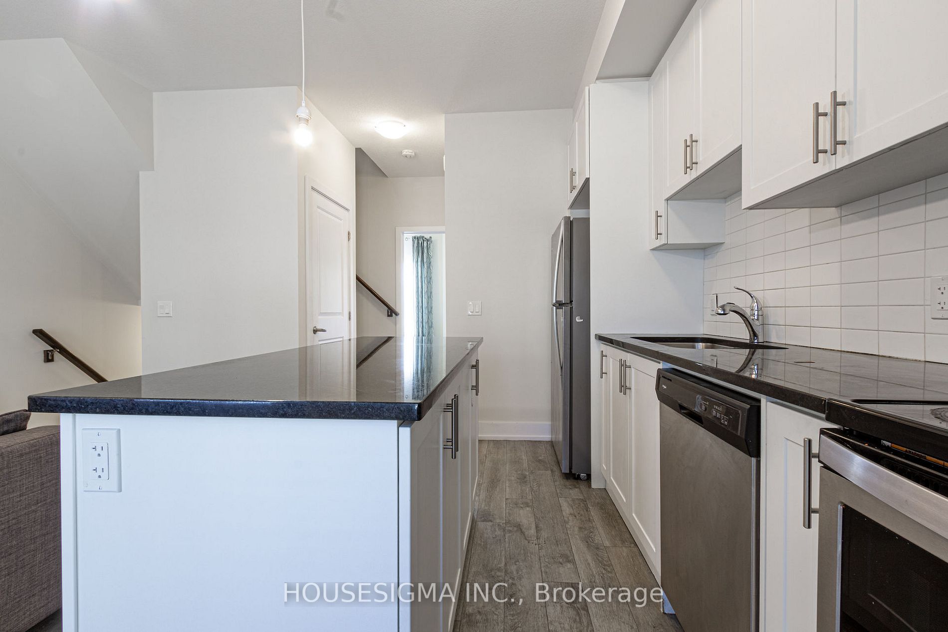 115 Shoreview Place, #Th#11