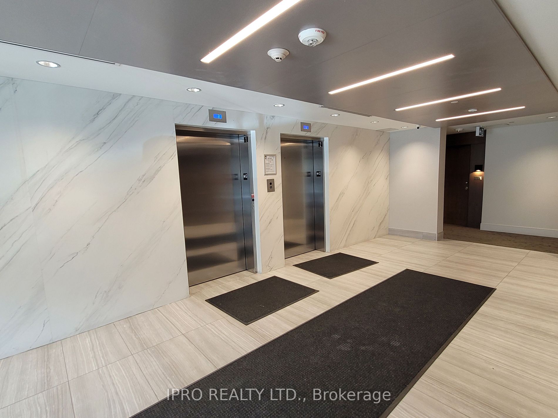 16 Markle Crescent, #301