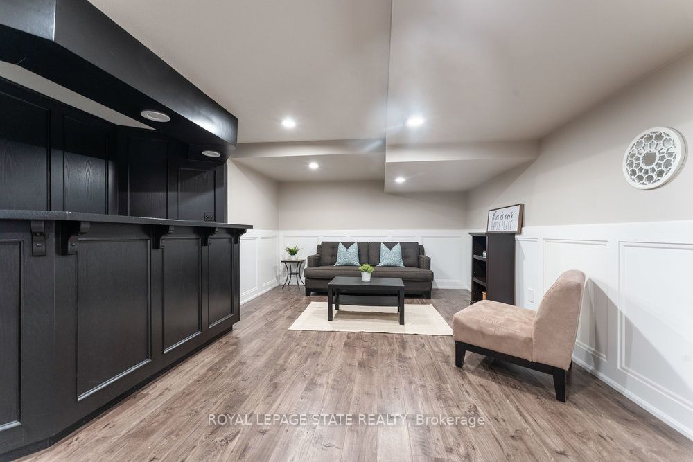 96 Deerview Pl