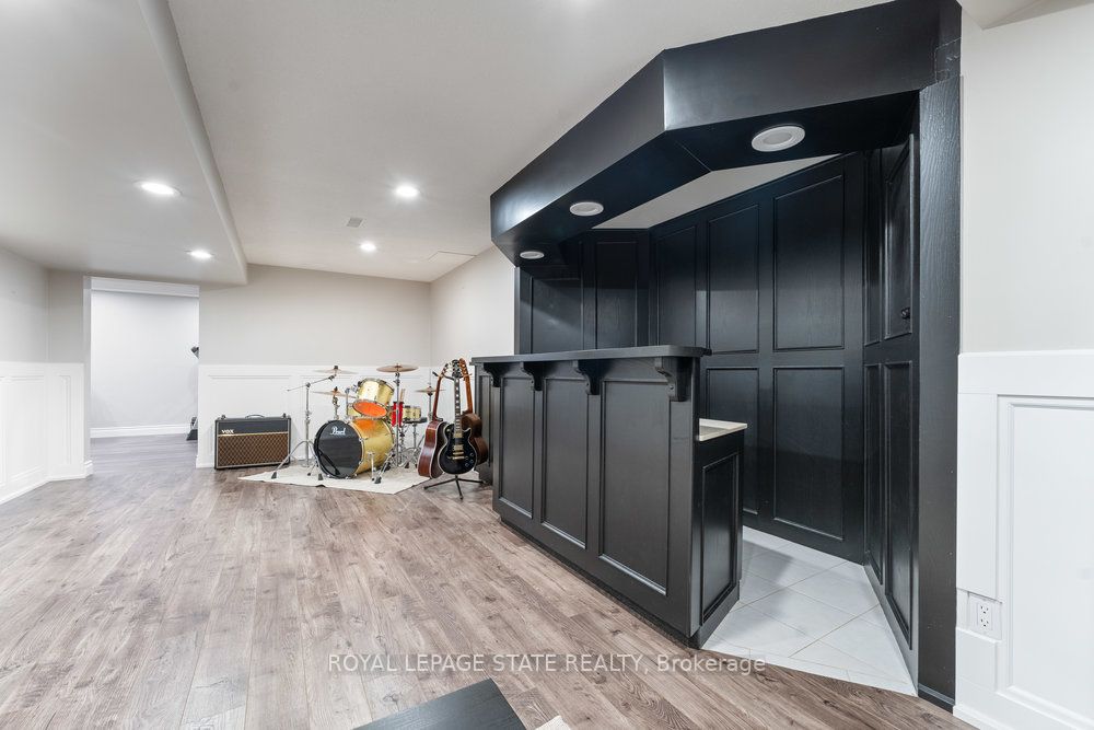 96 Deerview Pl