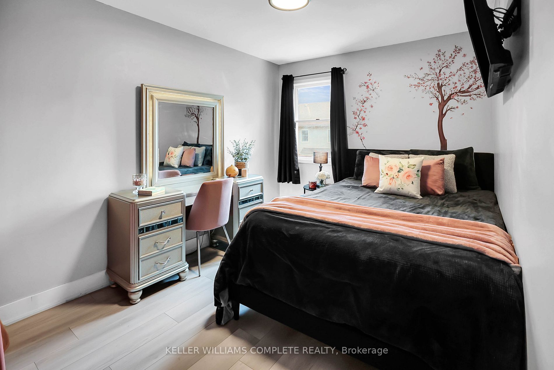 55 Kerman Ave, #56