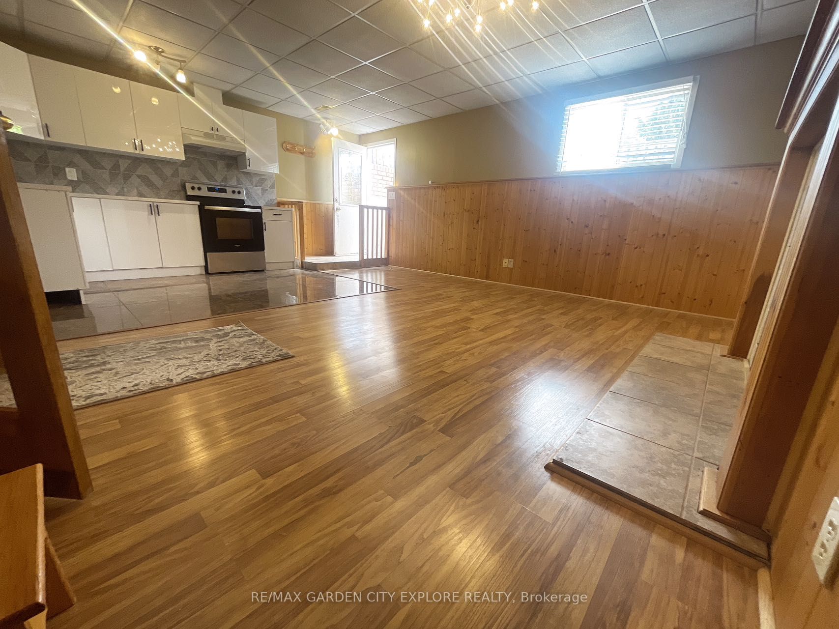 6168 Wildrose Crescent, #Lower