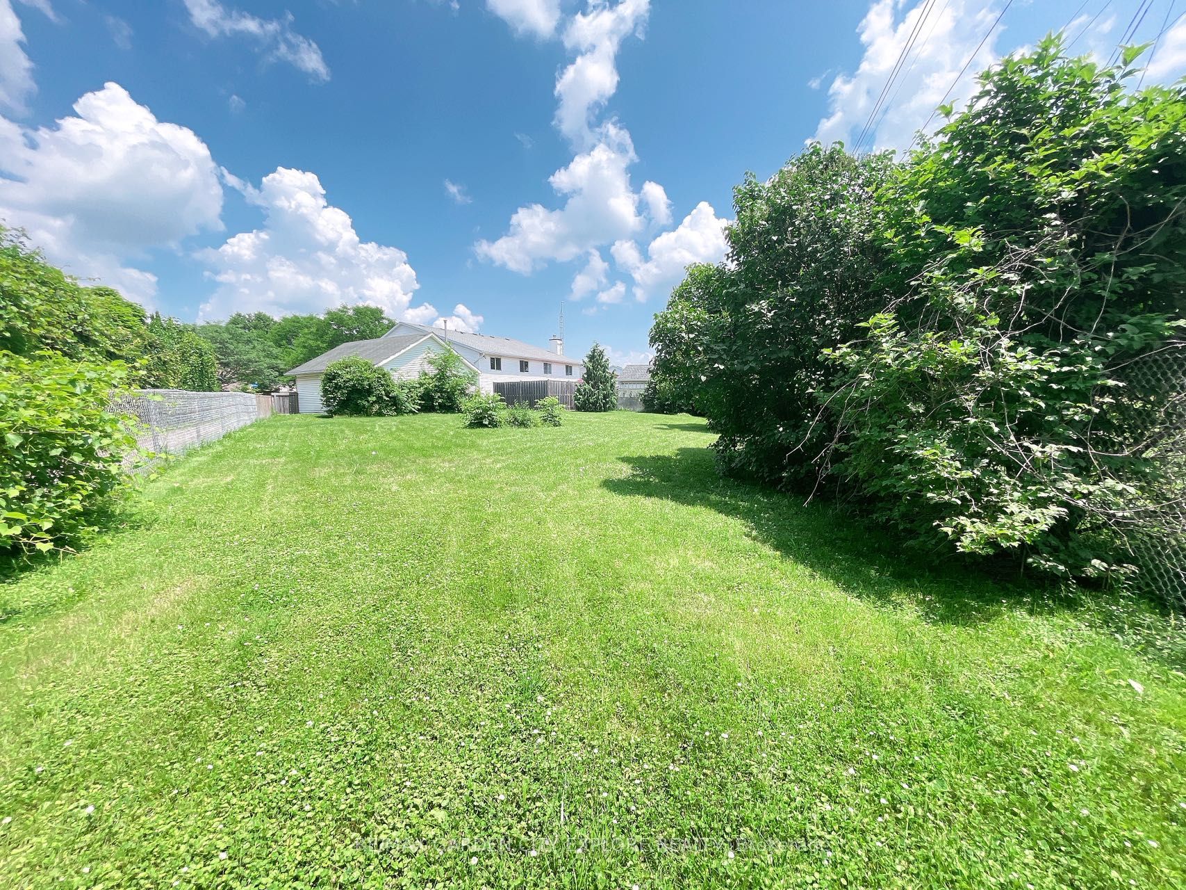 6168 Wildrose Crescent, #Lower