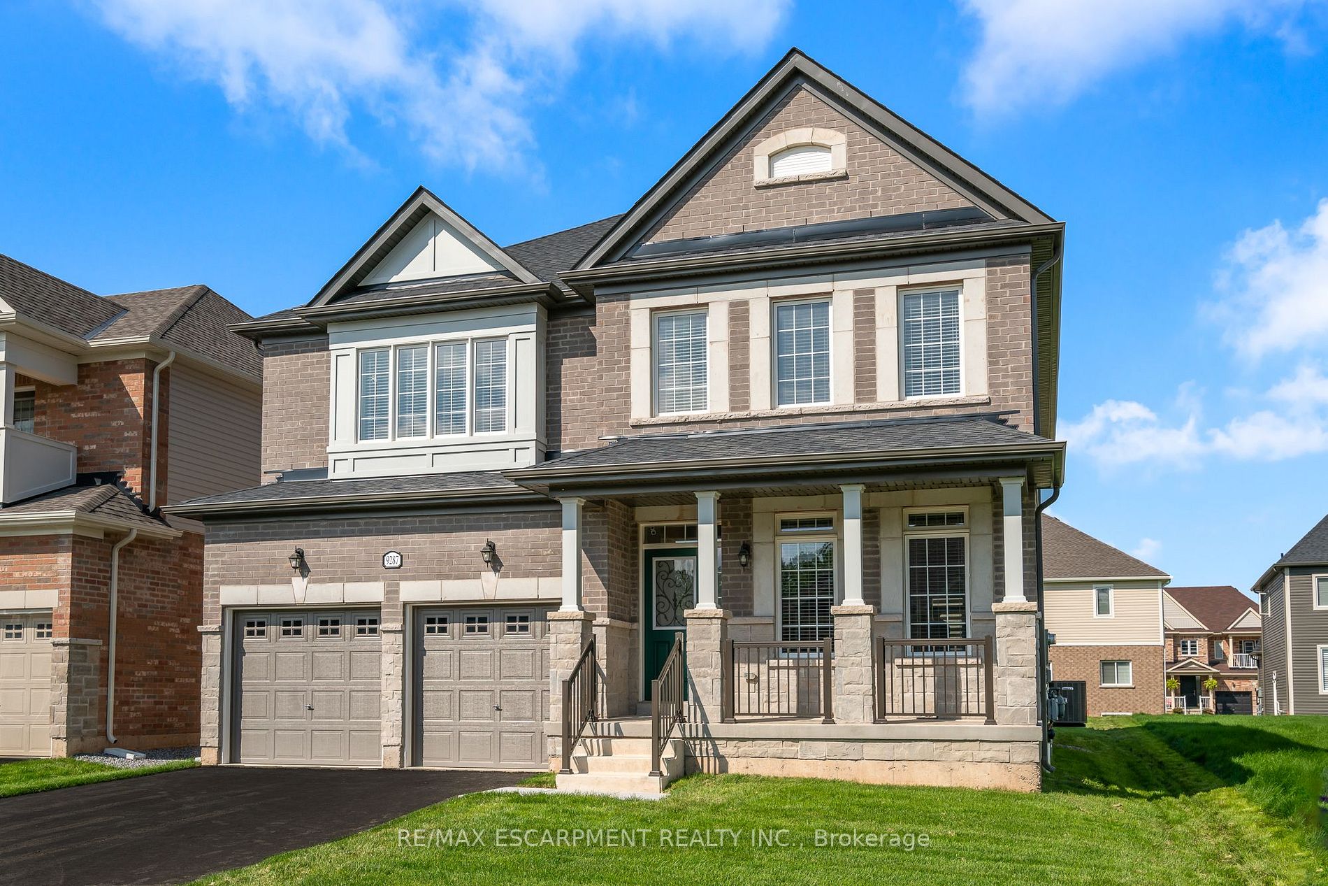 9287 Griffon St