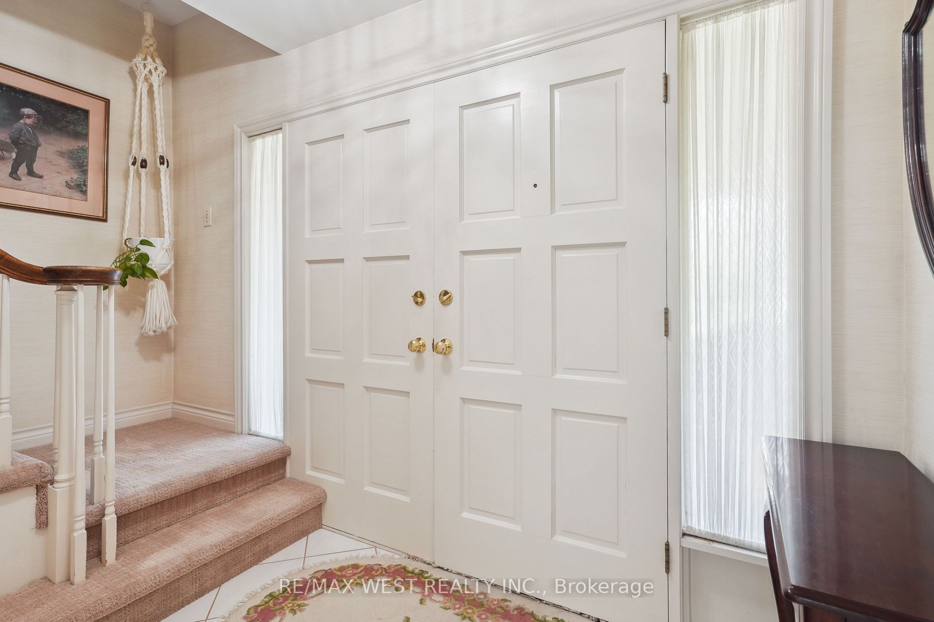 12 Kenmore Cres