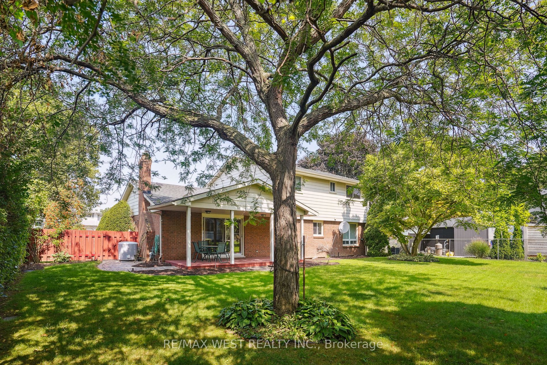 12 Kenmore Cres