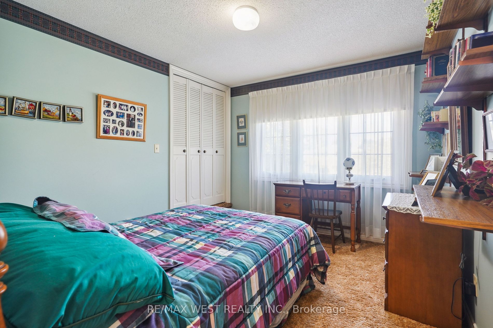 12 Kenmore Cres