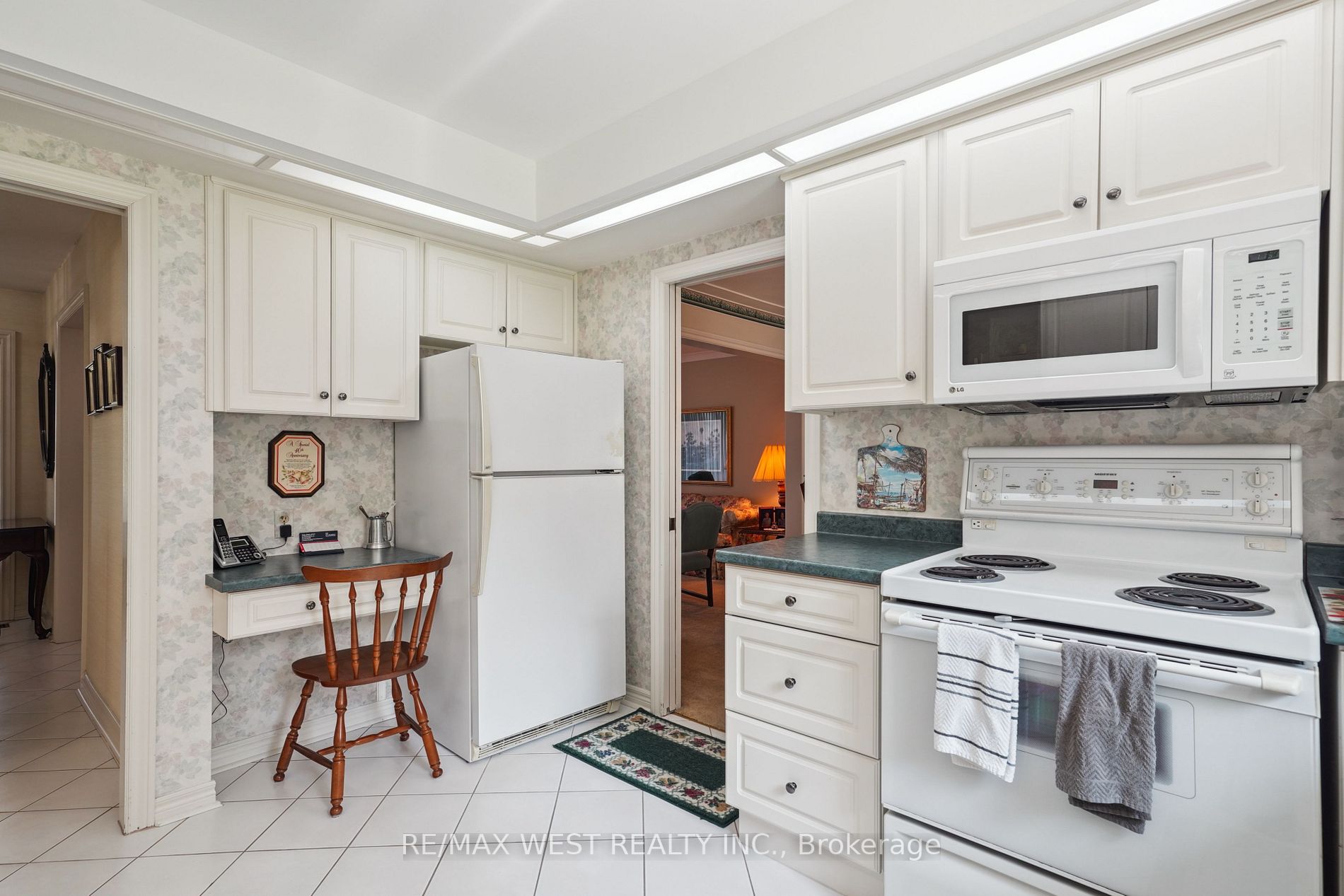 12 Kenmore Cres