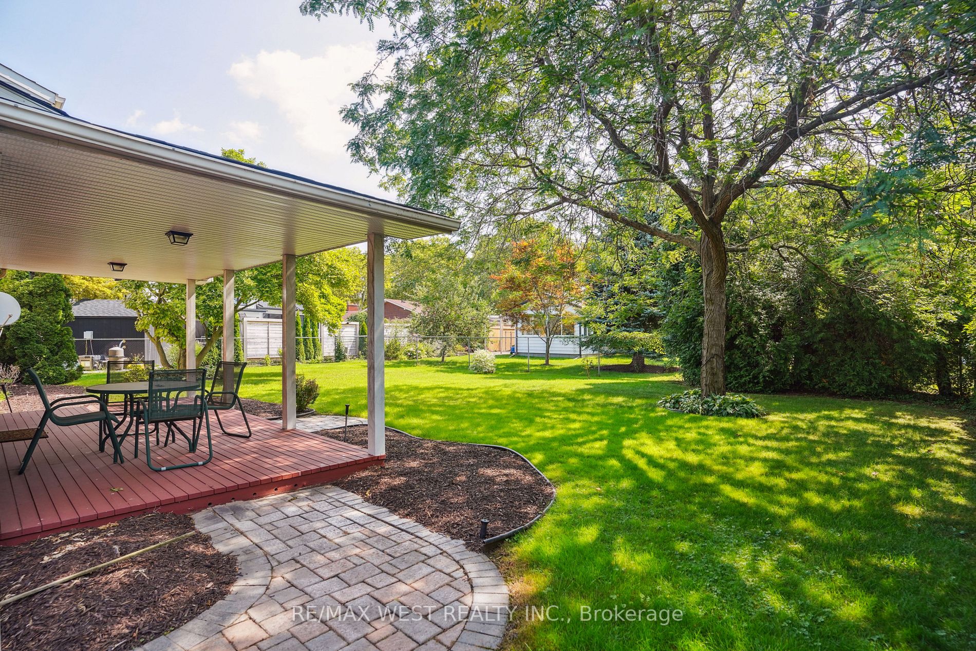 12 Kenmore Cres
