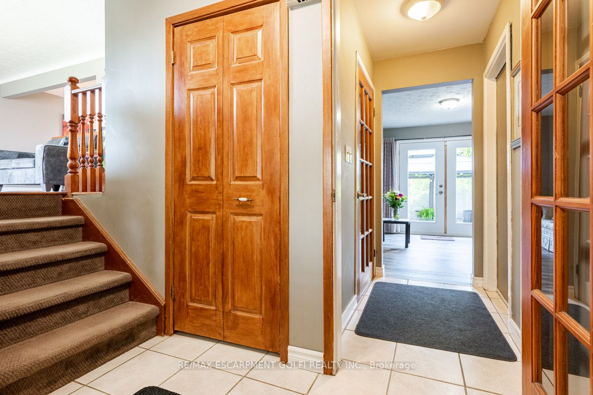 3229 CORRY Crescent