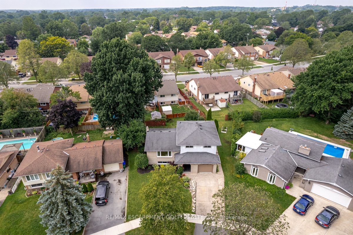 3229 CORRY Crescent