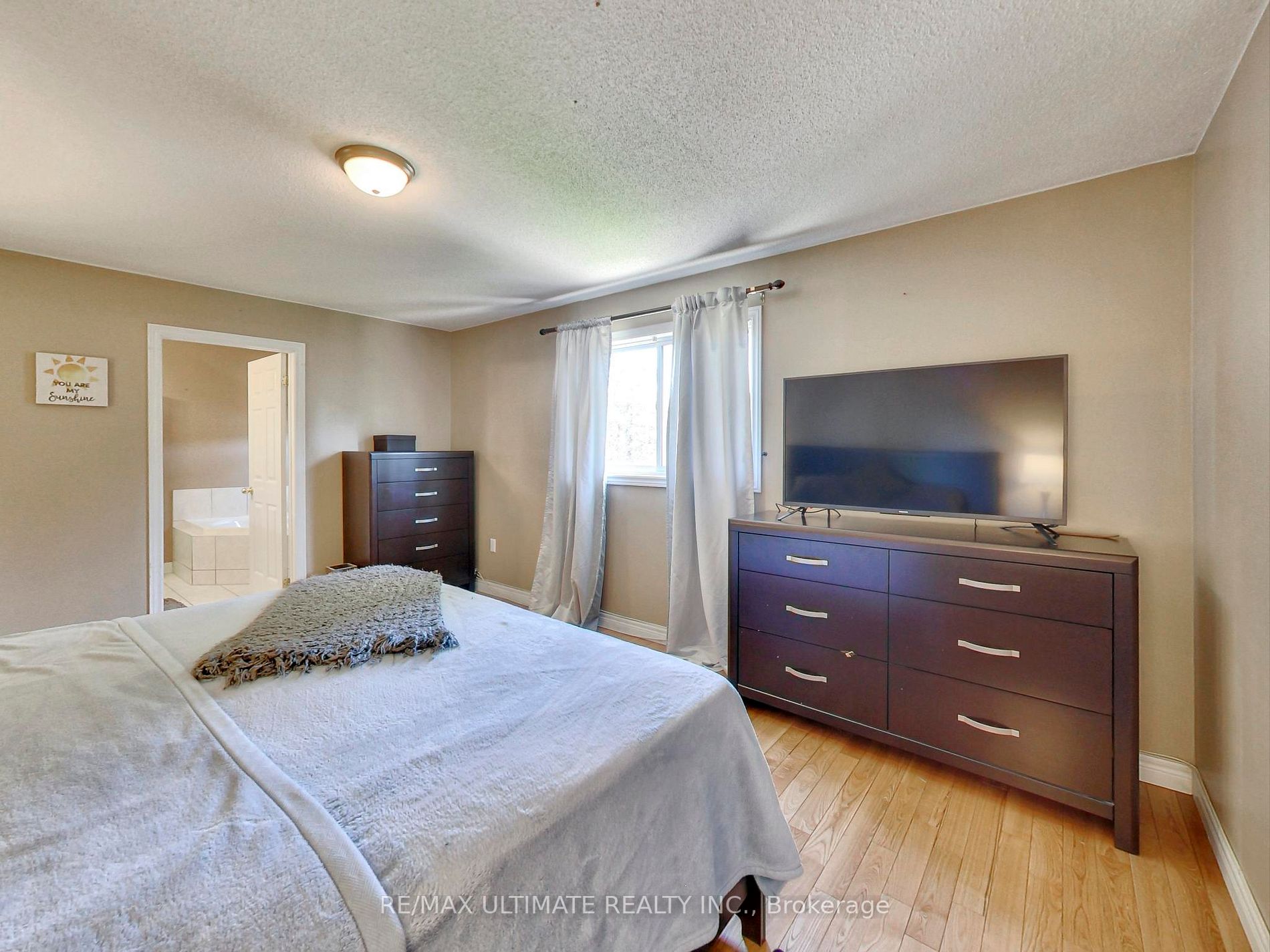 35 Chianti Cres