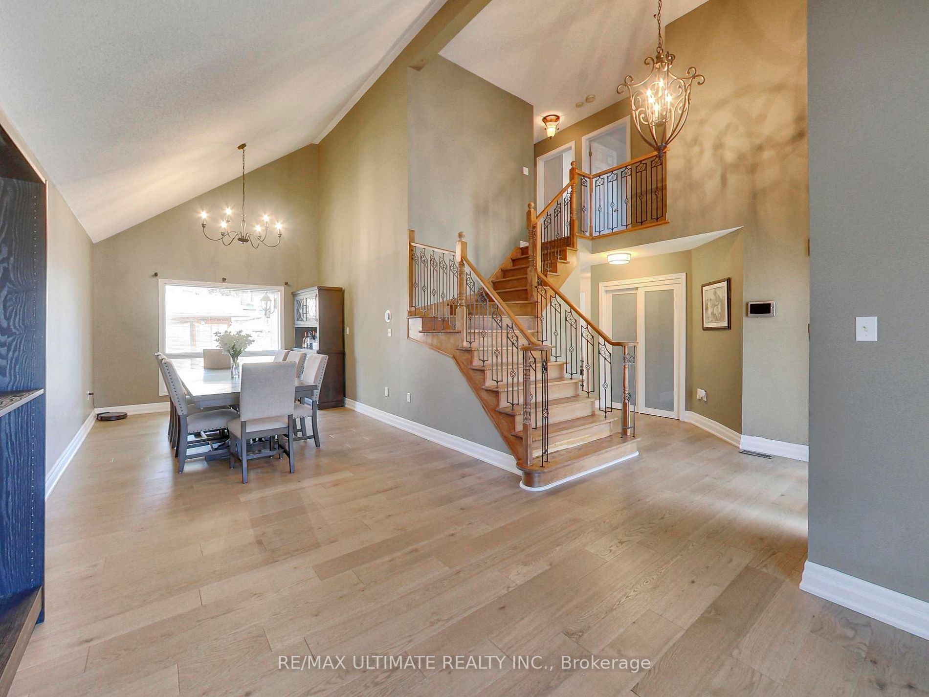 35 Chianti Cres