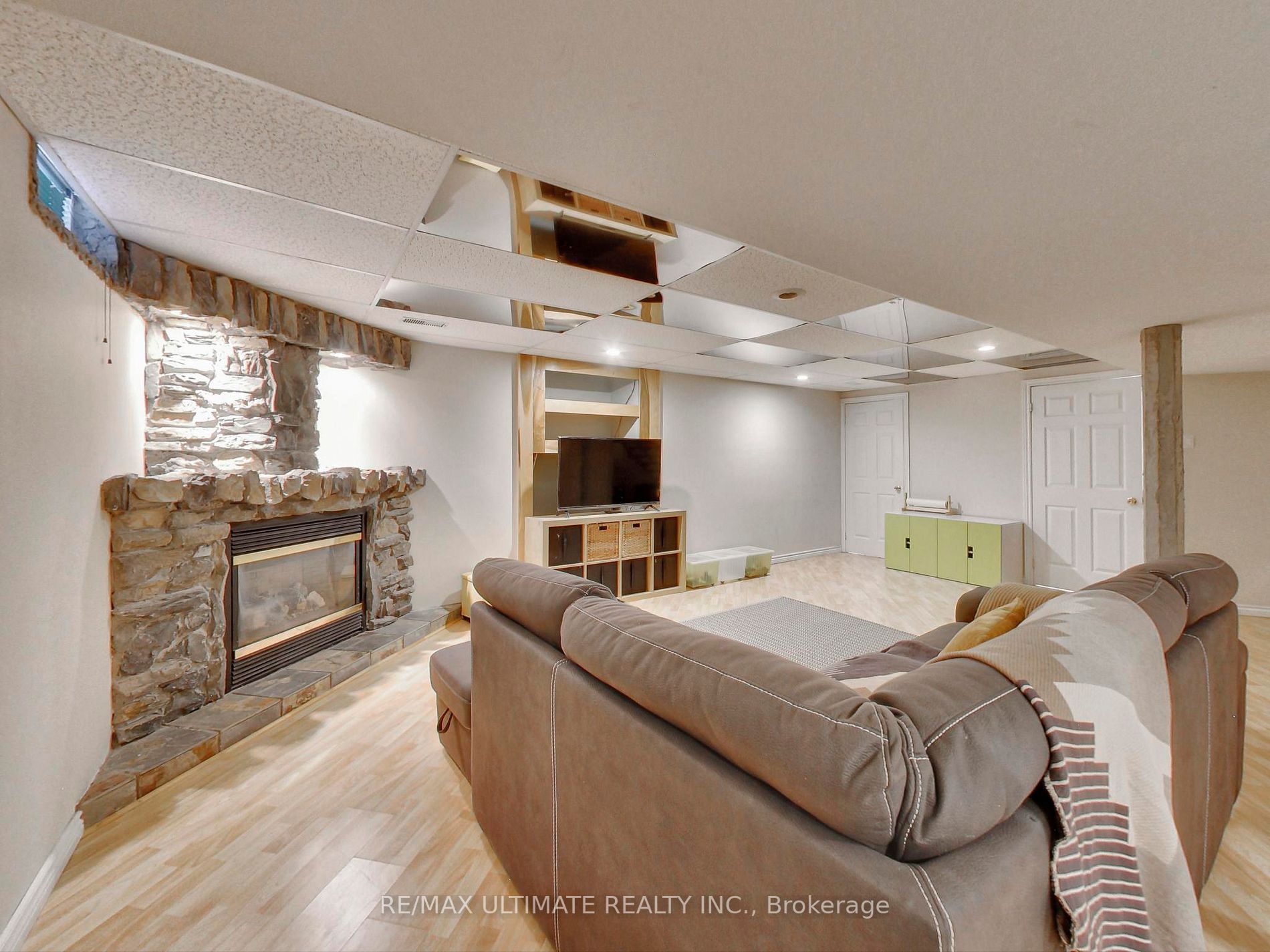 35 Chianti Cres