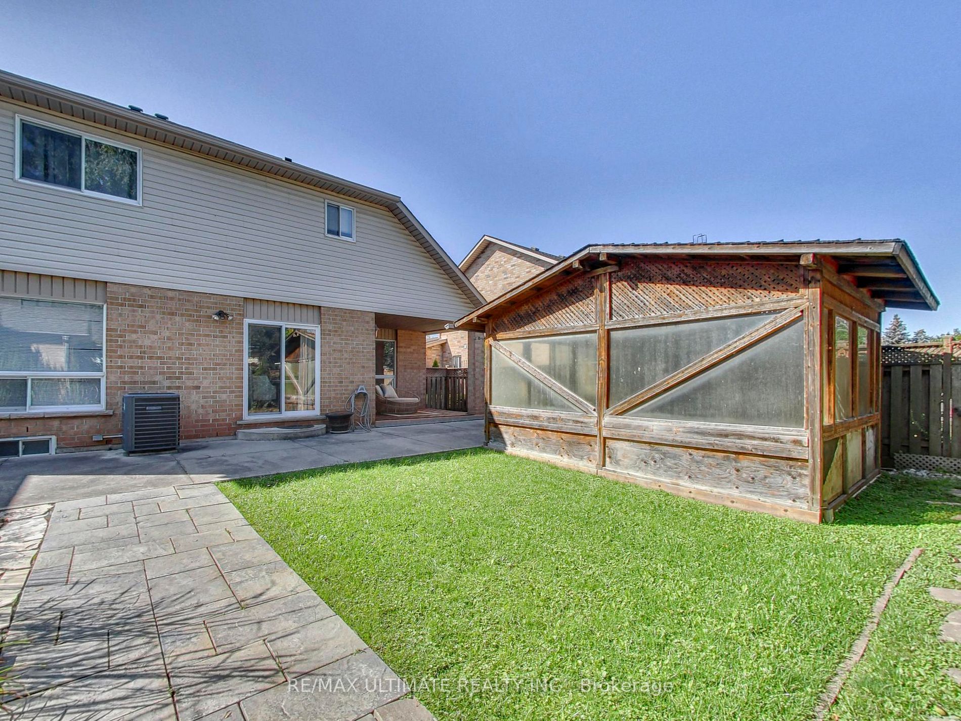 35 Chianti Cres