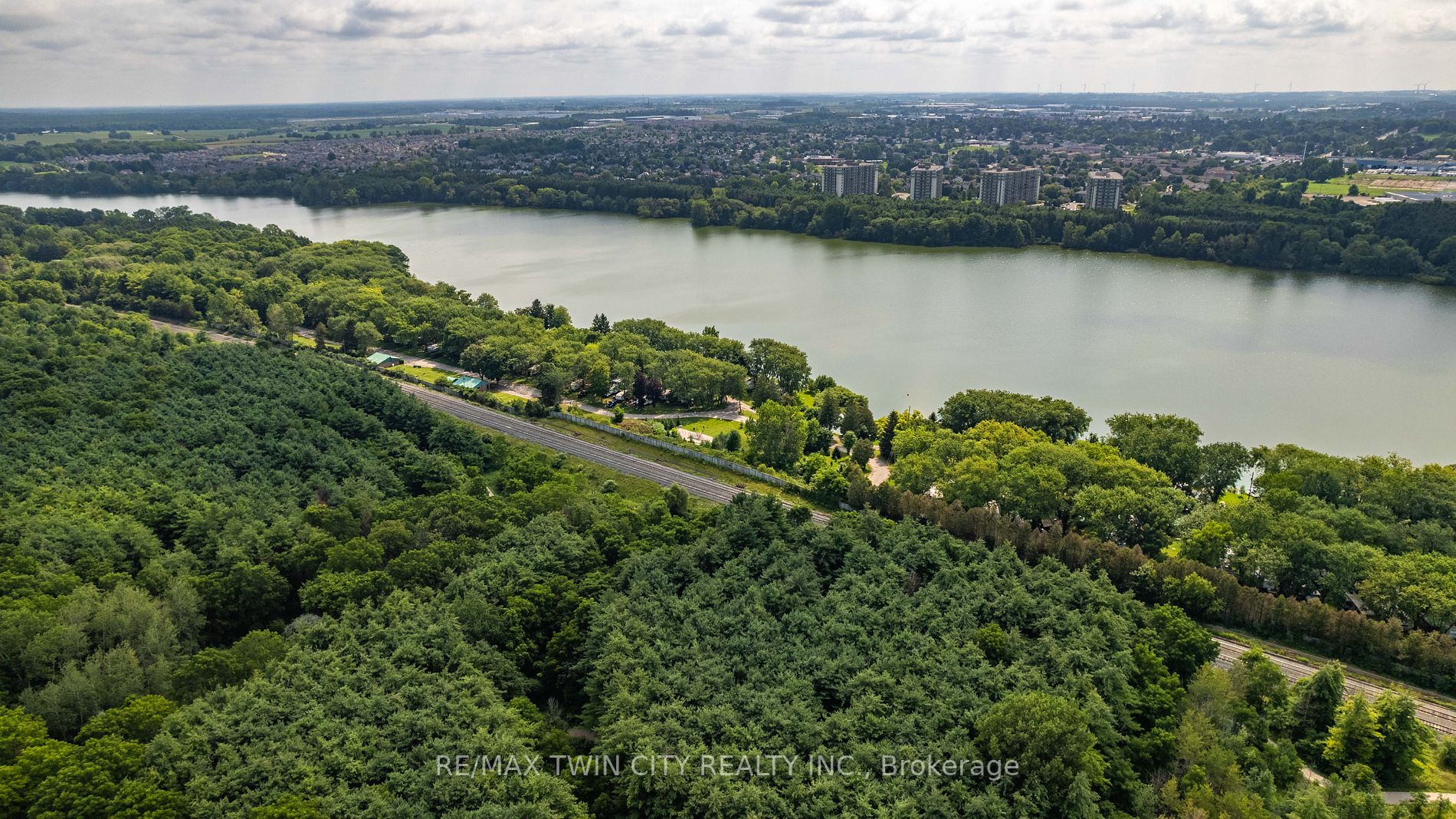 5A-1 Queenston Blvd
