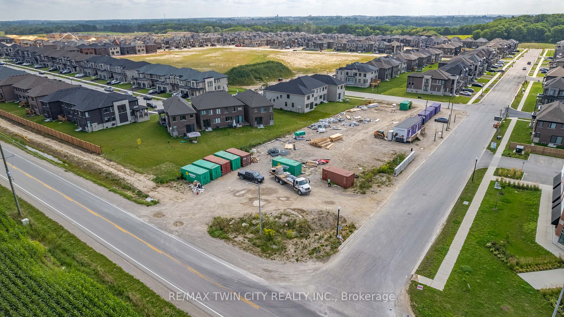 5A-1 Queenston Blvd