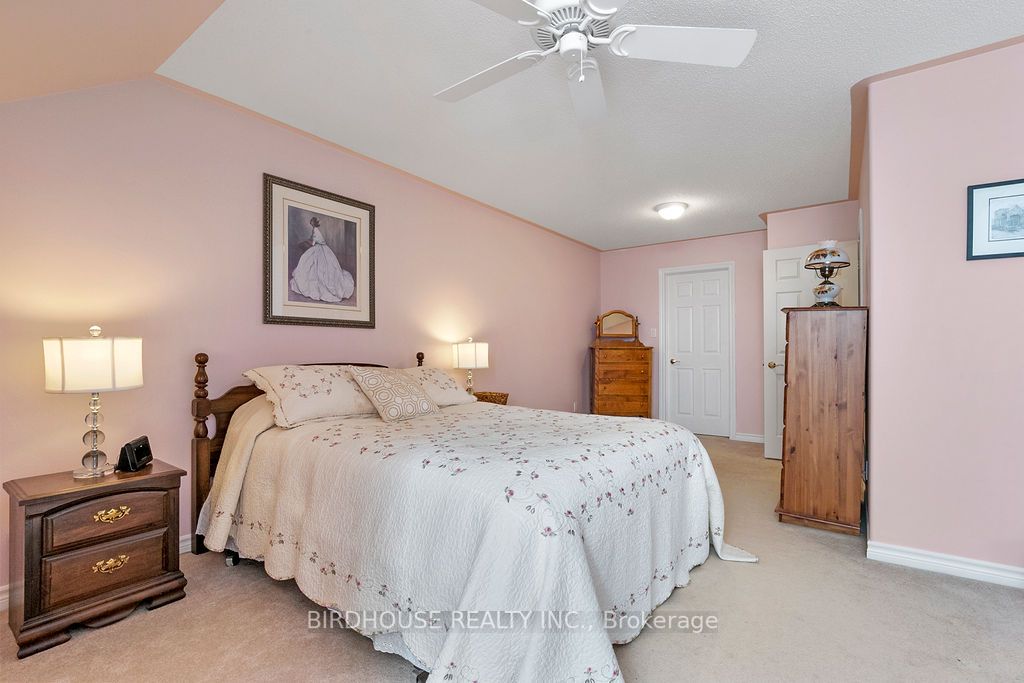 15 Eglington Street, #18H