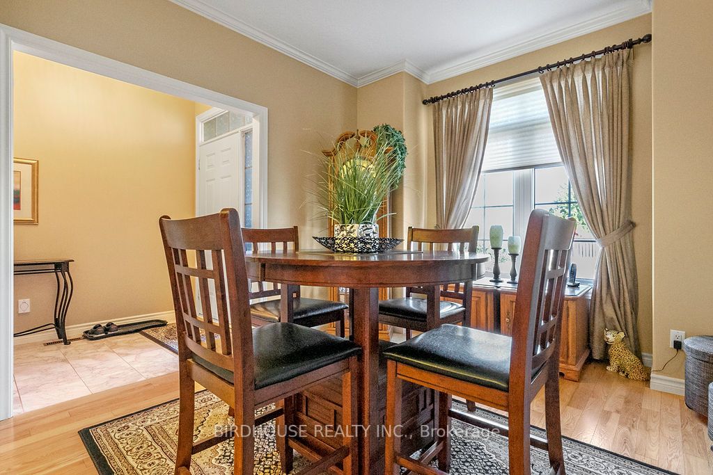 15 Eglington Street, #18H