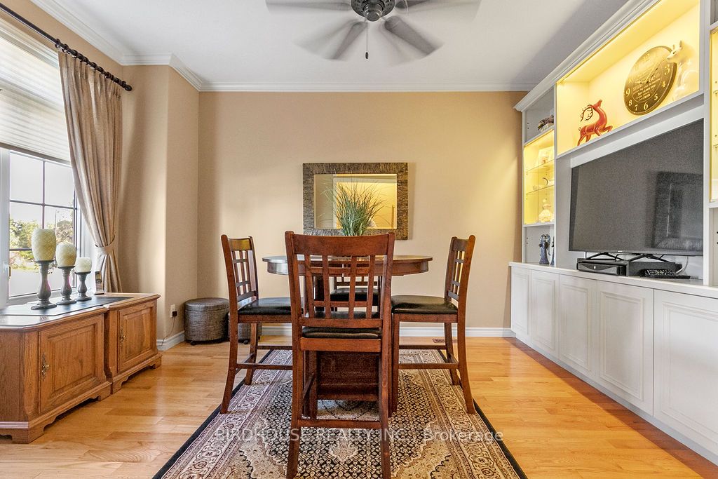 15 Eglington Street, #18H