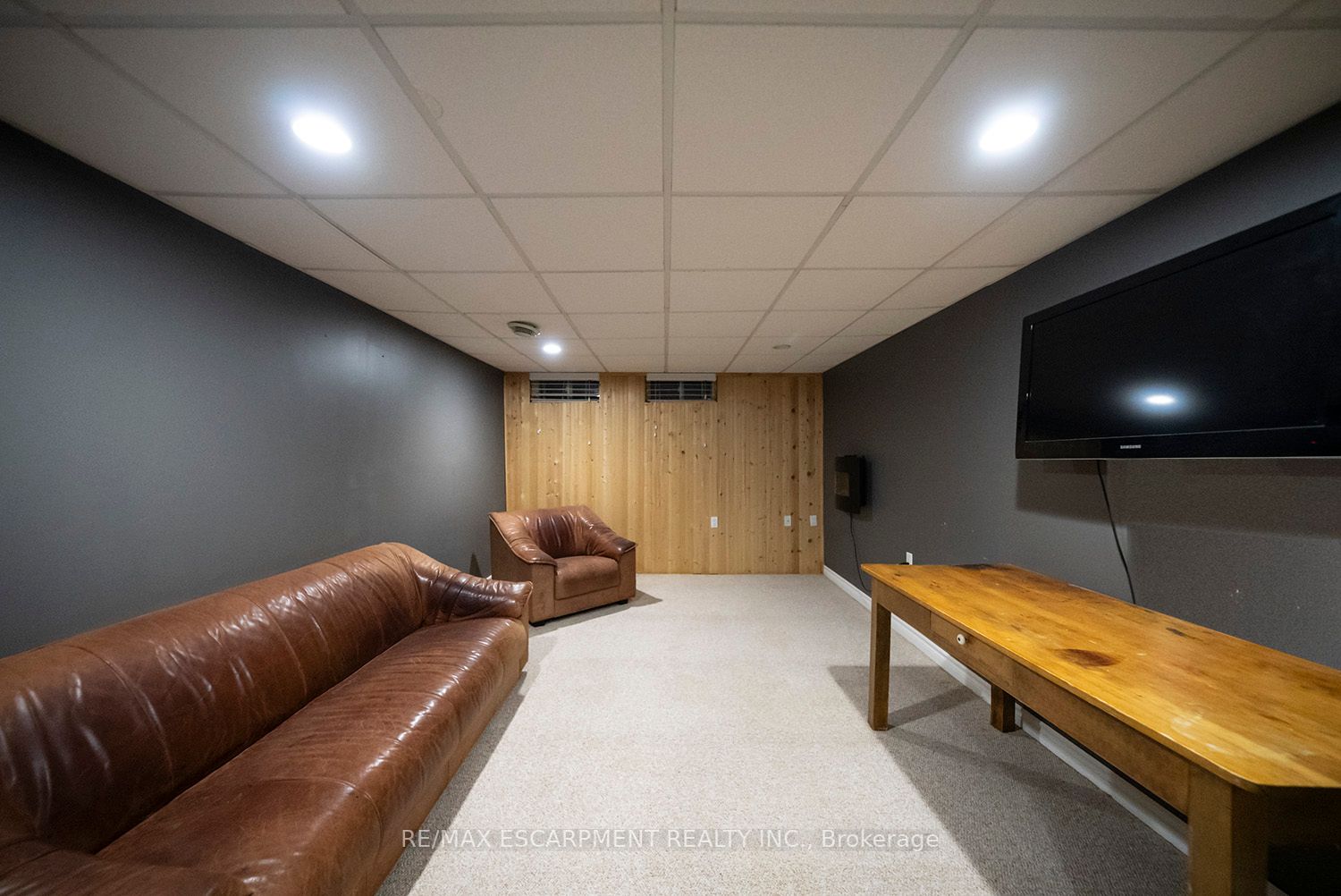 12 Woods End