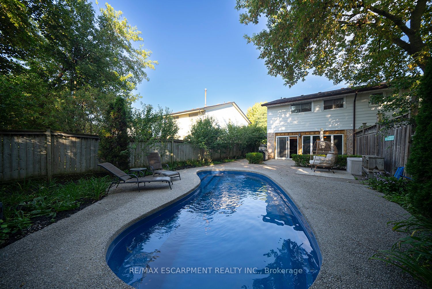 12 Woods End