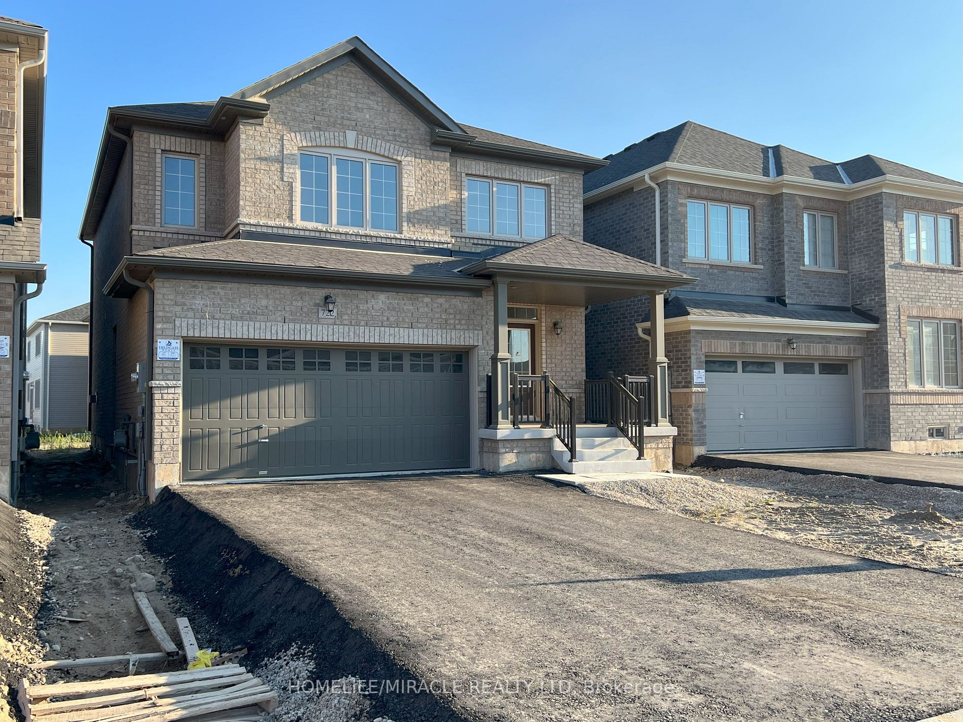 722 Anishinaabe Dr W