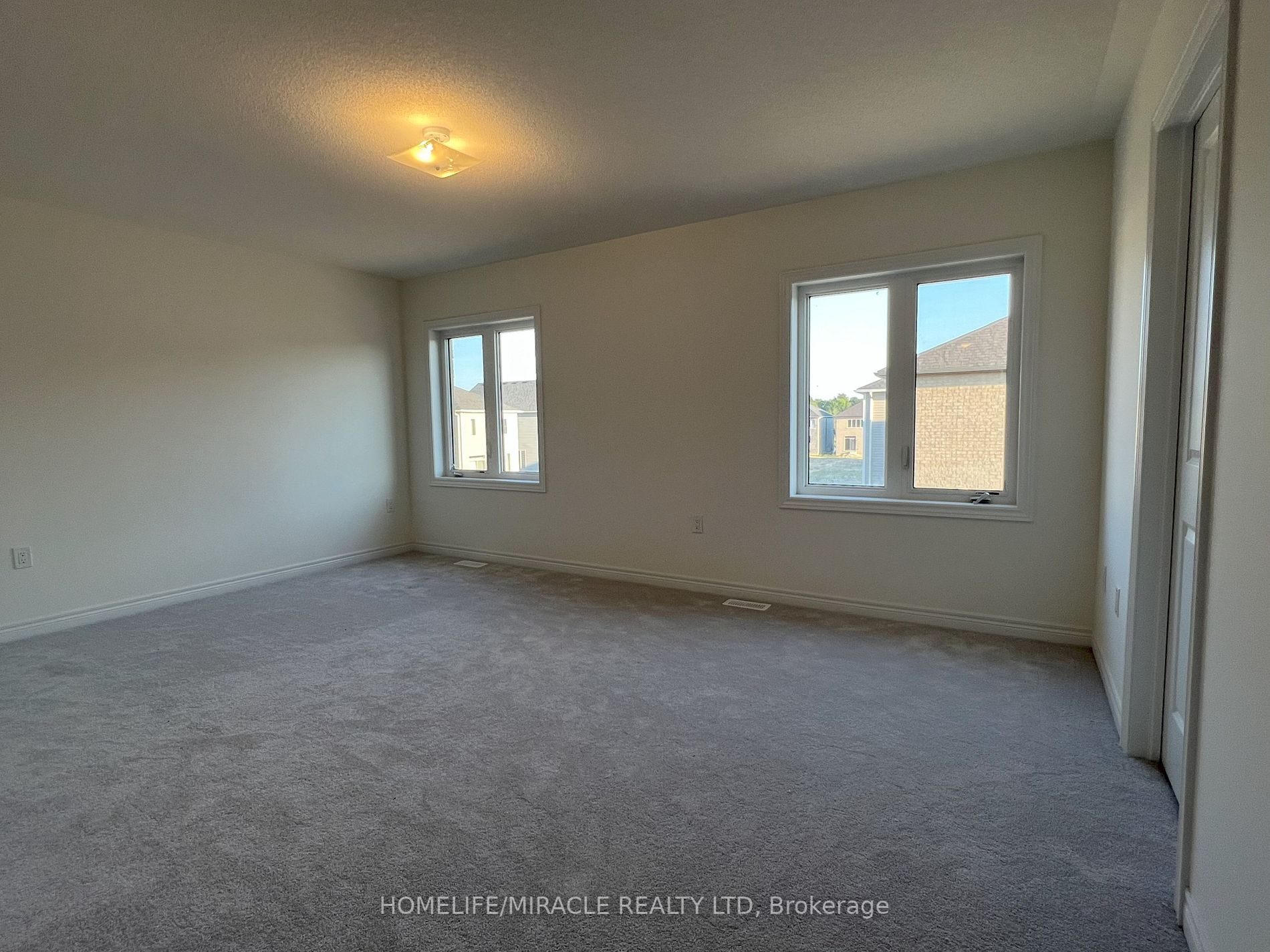 722 ANISHINAABE Drive W