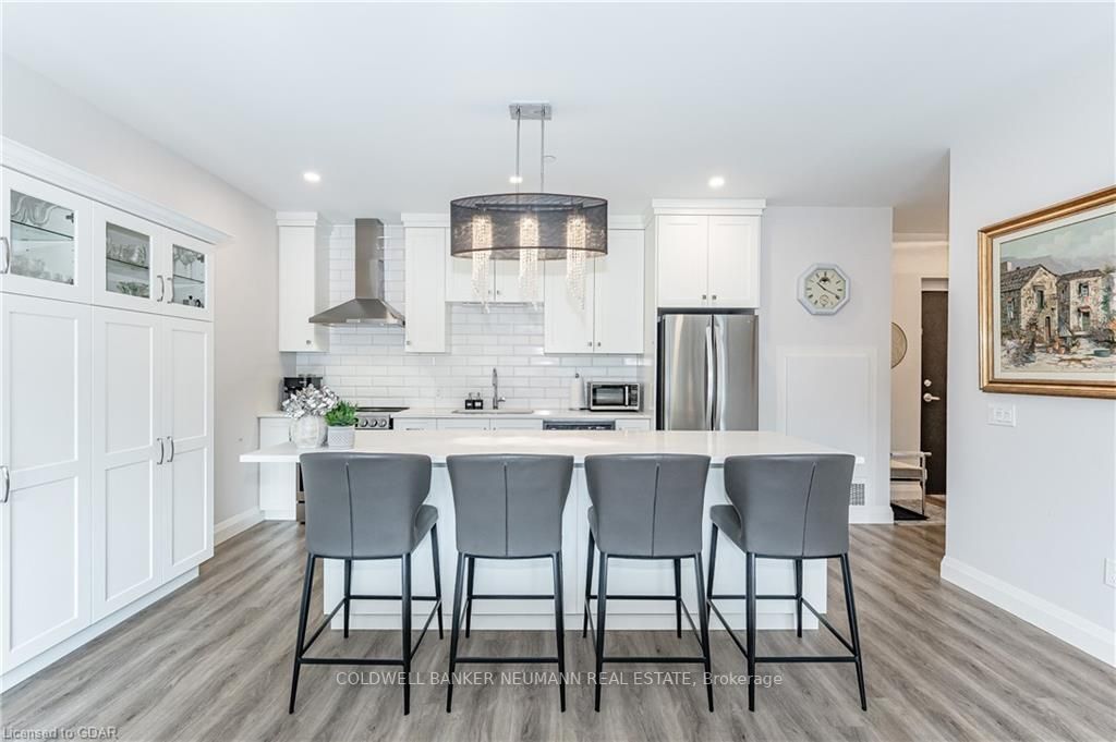 332 Gosling Gardens, #314