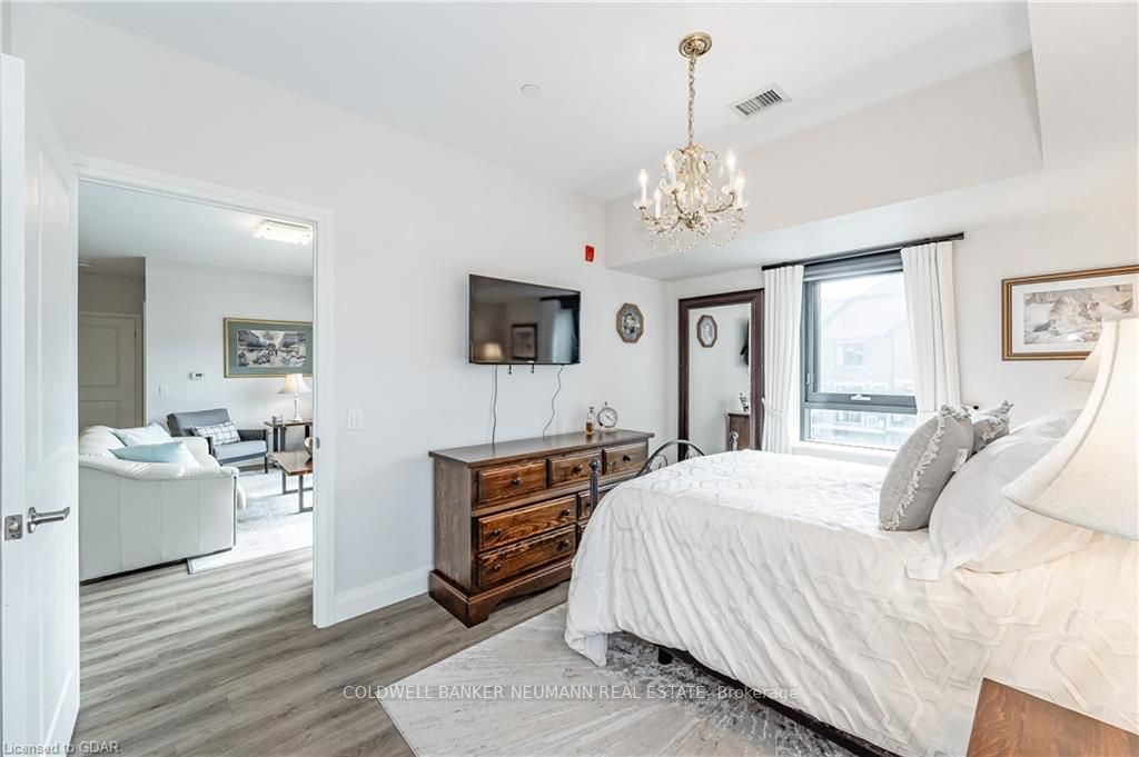 332 Gosling Gardens, #314