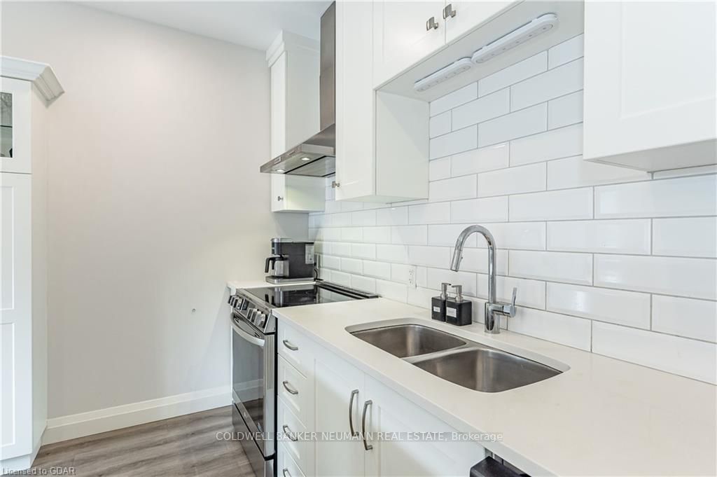 332 Gosling Gardens, #314