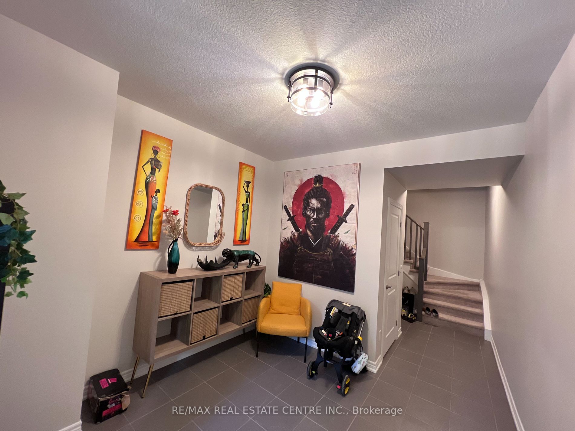 7 Waterview Dr
